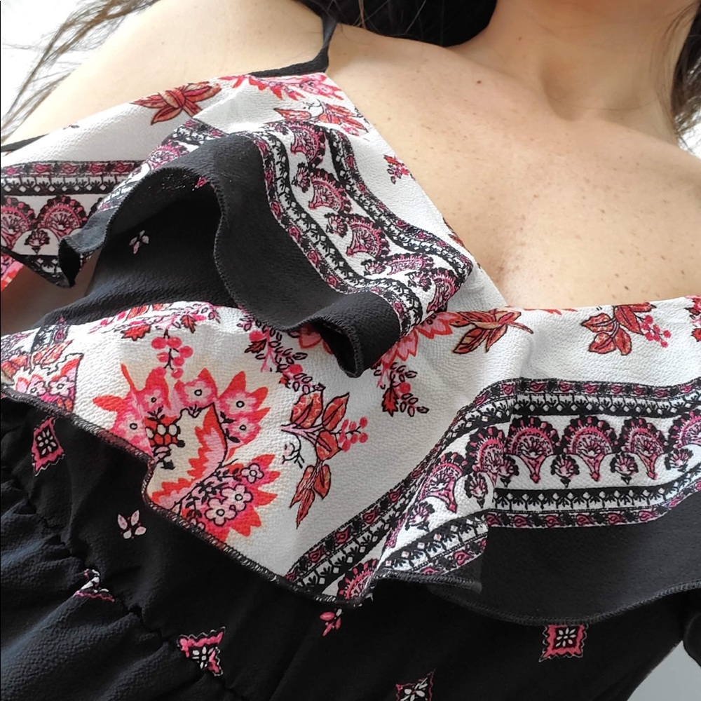 Cold shoulder floral jumpsuit - Picture 5 of 7